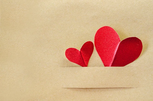 Coração vermelho no papel . — Fotografia de Stock