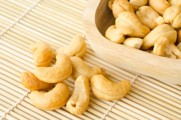 Roasted cashews — Stock Photo, Image