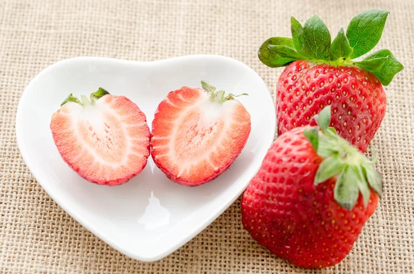 Reife süße Erdbeeren. — Stockfoto