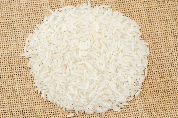 Heap of raw white rice. — Stock Photo, Image