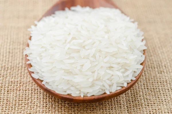 Fakanál-nyers fehér rizs. — Stock Fotó