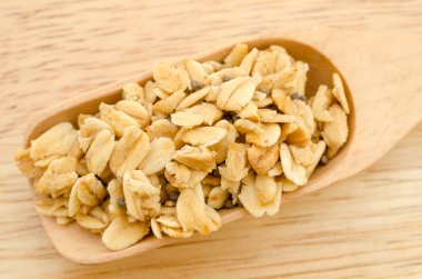 Organik granola tahıl.