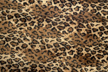 Leopar desenli kumaşın dokusu
