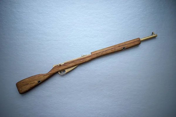 Miniature Rifle Made Wood Brass White Isolate — Stock Photo, Image