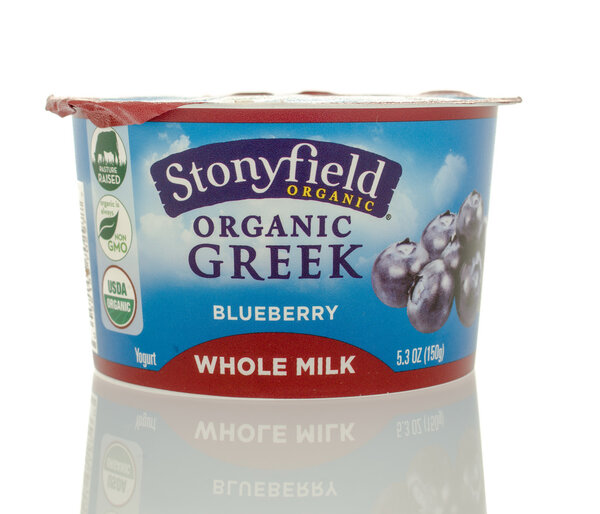 Stonyfield organic greek yogurt 