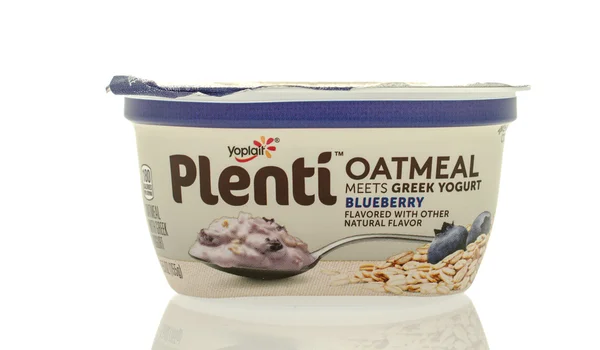 Yoplait plenti грецький йогурт — стокове фото