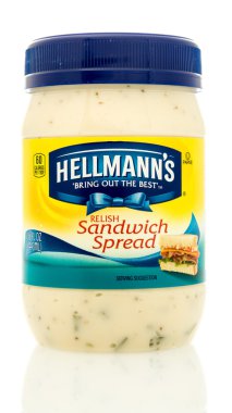 Hellmann'ın sandviç yaymak