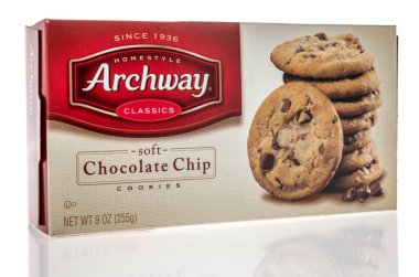 Winneconne, WI -30 Aralık 2020: İzole edilmiş arka planda bir Archway klasik kurabiyesi paketi.