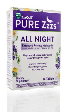 Winneconne, WI -4 Ocak 2021: Bir paket Vicks Zzzquil saf zzza gece uykusu.