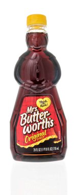 Winneconne, WI -20 Ağustos 2021: Bir şişe Bayan Butterworth şurubu izole edilmiş arka planda