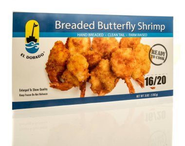 Winneconne, WI - 17 Ocak 2026: El Dorado 'nun izole edilmiş arka planında bir paket kelebek karidesi.