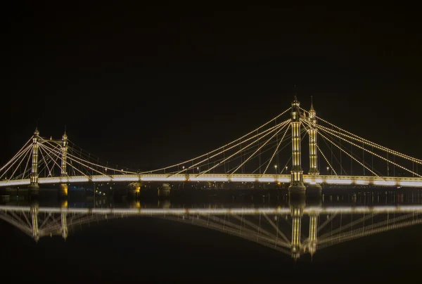 Albert bridge in Chelsea, London. — Stock Photo, Image