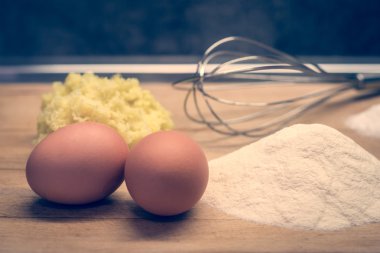 Yumurta, un ve diğer hammadde ahşap oyun tahtası