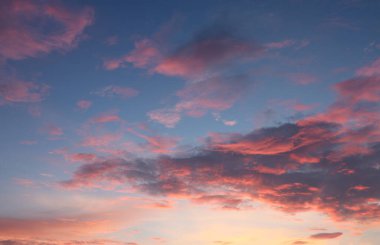 # Alacakaranlık bulutlu mavi gökyüzü # # Güzel bir arka plan # 