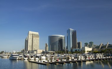 San Diego, Kaliforniya, ABD - 15 Mart 2016: liman ve San Diego, ABD'de bina