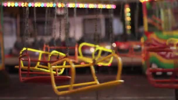 Children chain carousel attraction — Stock Video