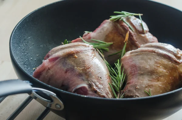 Üç sulu kuzu shanks