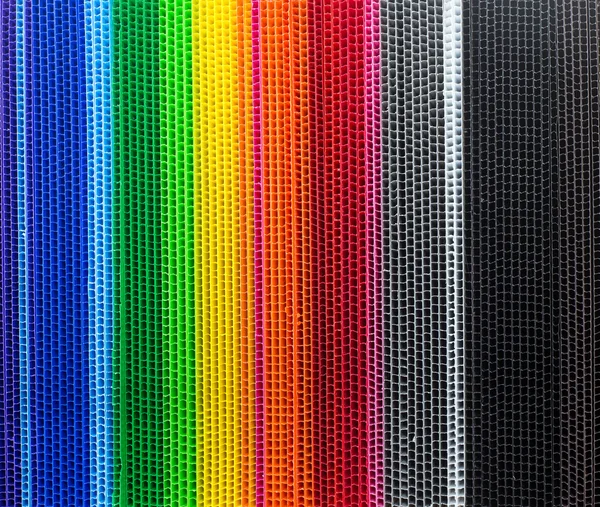 Kolorowe tekturowe arkuszy z tworzywa sztucznego — Zdjęcie stockowe