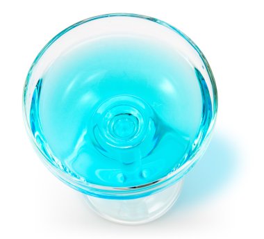 En iyi mavi margarita kokteyl izole