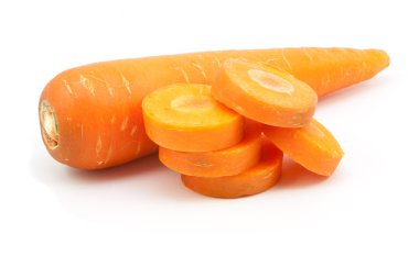 Beyaz arka planda izole havuç