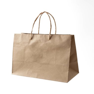 Beyaz arka planda kağıt alışveriş torbası