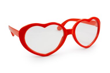 Kırmızı kalp gözüne gözlük