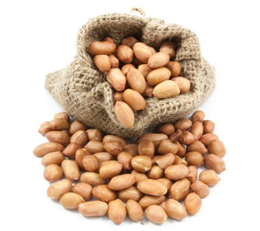 Beyaz arka plan üzerinde tuval çuval içinde fıstık soya