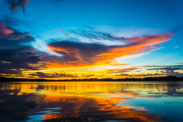 Sunset landscape image in thailand. — Stock Photo, Image