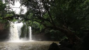 Haew Su Wat şelale, Khao Yai Milli Parkı, Tayland.