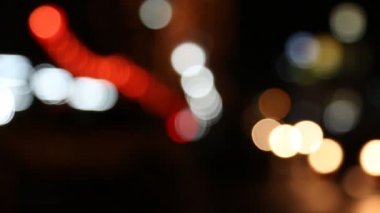 Toplama montaj, parlama veya Bokeh, hareketli Defocused gece ışıklar ayarla