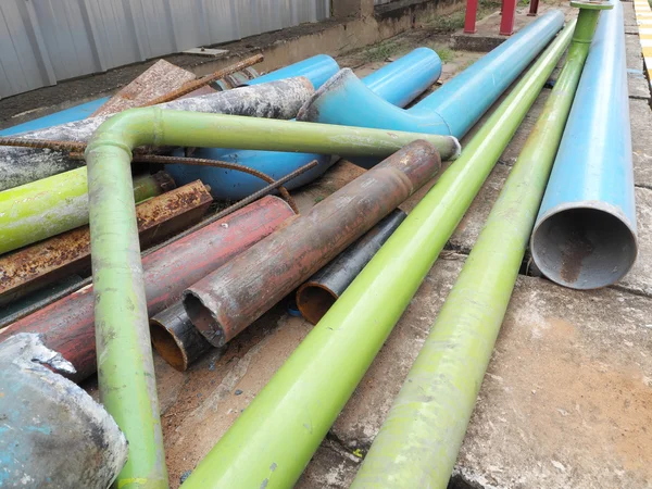 Sucata de tubos de aço — Fotografia de Stock