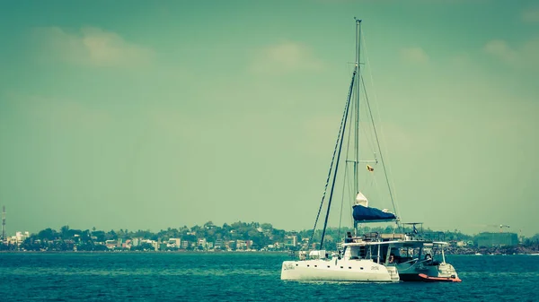 Yachtboot Liegt Dschungel Strand Galle Brach — Stockfoto