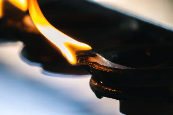 Burning Clay Oil Lamps Glowing Wind Dark Offering Light Lord — Stock Photo, Image