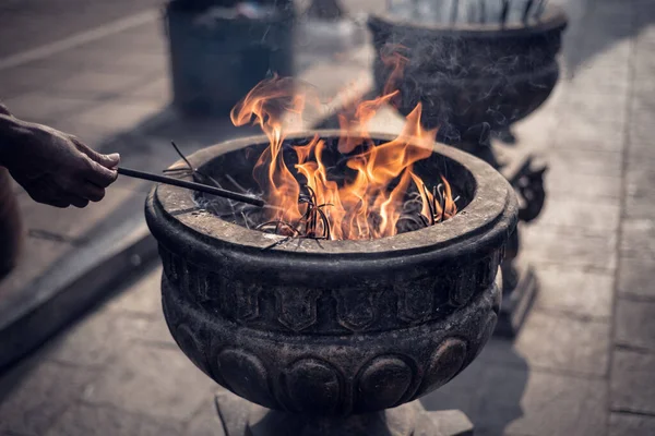 Burning Incense Sticks Stone Pot Jaya Sri Maha Bodhi Anuradhapura — Stock Photo, Image