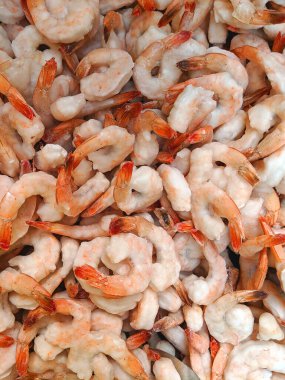 Donmuş karides kuyrukları sıfır atık deposunda paketlenmemiş