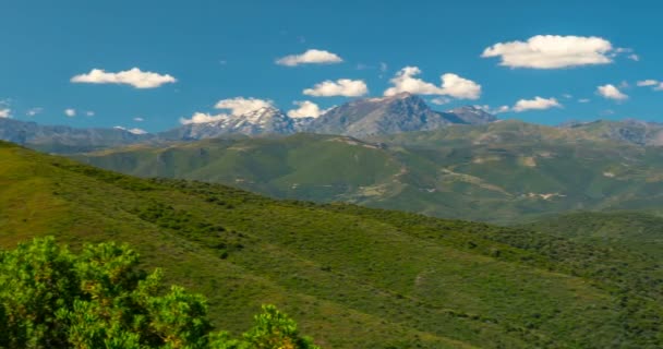 4K, lapso de tempo, gama de montanhas em Urtaca, Córsega — Vídeo de Stock