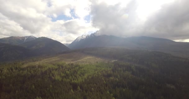 4 k luchtfoto, mooie Slowaakse bergen — Stockvideo