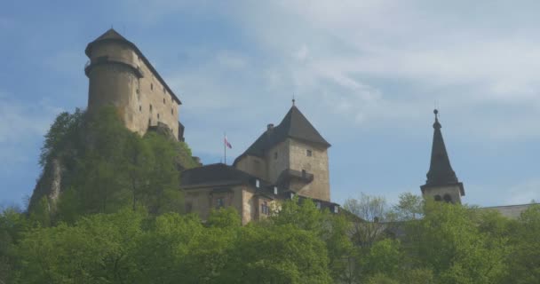 4K, Oravsky Hrad, Castelo eslovaco — Vídeo de Stock