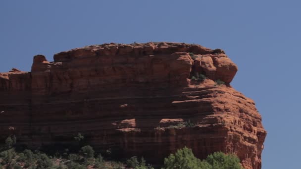 Rode rotsen op pagina Springs Desert, Arizona, Verenigde Staten — Stockvideo