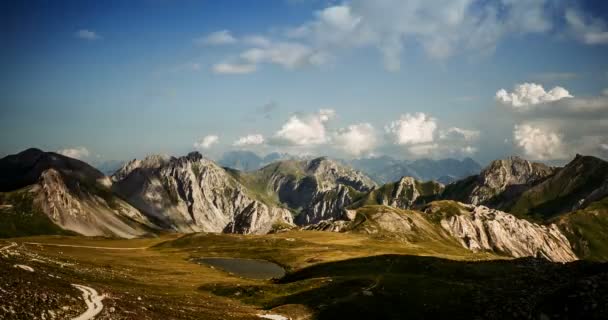 4k, time-lapse, Sunrise At Rocca La Meija bergketen, Frankrijk — Stockvideo