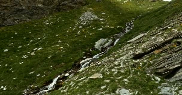 Cascada la Col Agnel, Franța — Videoclip de stoc