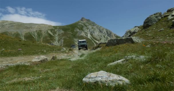 4x4, Offroad, Alpi occidentali, Italia — Video Stock
