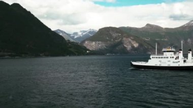 cruise gemisi üzerinde fiyort, Norveç