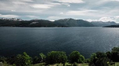 Timelapse краєвид хмари, гори, фіорди в Норвегії