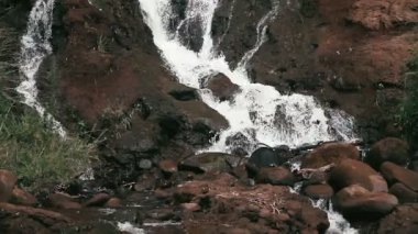 1080p, Hawaii şelale