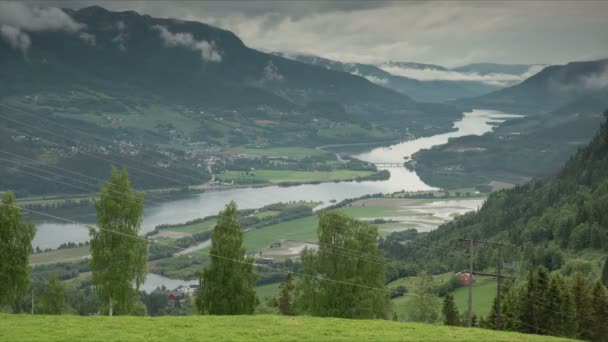 FullHD Timelapse di paesaggio, natura, fiordi, fiumi e montagne della Norvegia. Guarda anche la versione di questa clip nel mio portfolio . — Video Stock