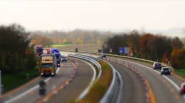 Alman Autobahn, otomobil ve kamyon trafiği