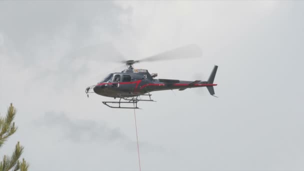 Hélicoptères à Restonica Valley, Corse — Video