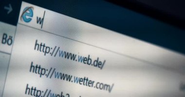 Bir tarayıcı, Www, Url içine 