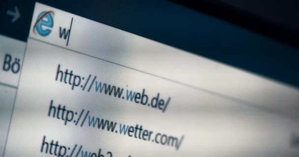 Wpisując "Worldwideweb" w przeglądarce Www, adres Url — Wideo stockowe